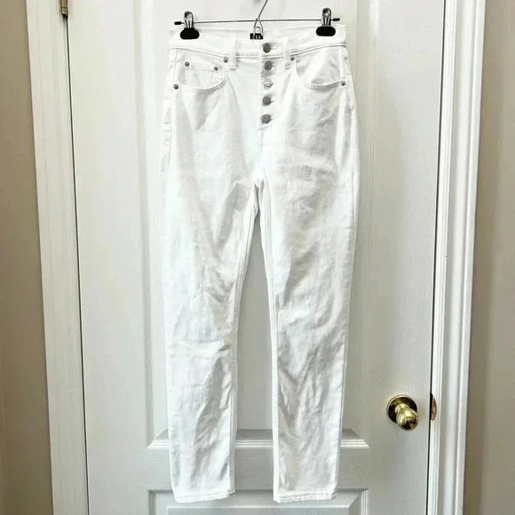 Gap High  Rise Slim Straight Leg Cigarette Jeans Button Fly White Denim Size 26 - Picture 5 of 14